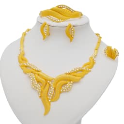 Dubai Women Gold Color Jewelry Sets African Wedding Bridal Gifts For Saudi Arab Necklace Bracelet Earrings Ring Jewellery Set