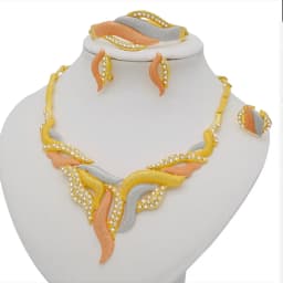 Dubai Women Gold Color Jewelry Sets African Wedding Bridal Gifts For Saudi Arab Necklace Bracelet Earrings Ring Jewellery Set