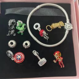Disney Avengers Charm Women Bracelet Marvel Captain America Iron Man Bangles Infinity Stones Gauntlet Thor Hulk Superhero Beads