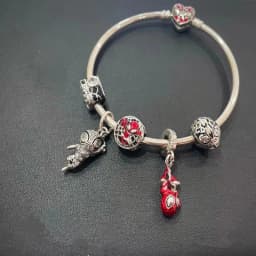 Disney Avengers Charm Women Bracelet Marvel Captain America Iron Man Bangles Infinity Stones Gauntlet Thor Hulk Superhero Beads