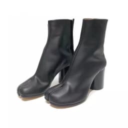 2026 Luxury Brand Design Leather Tabi Boots Fashion Round Chunky High Heel Ankle Boots For Women Autumn Winter Split Toe Shoes