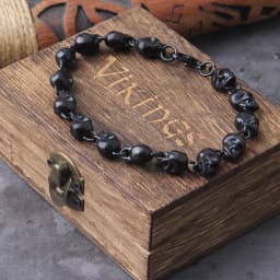 Vintage Stainless Steel Skull Link Bracelet, Gothic Punk Biker Skull Charm Bracelet for Men,Hip Hop Streetwear Accessory Gift