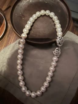 Exquisite Double Camellia Buckle Glass Faxu Pearl Necklace Short  Chain  Choker Jewelry