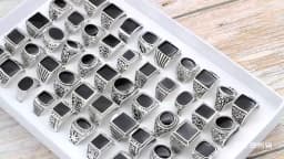 Wholesale Lots 20pcs Design Mix Black Enamel Stone Rings For Men Vintage Man Ring Retro Punk Alloy Jewelry Party Gift