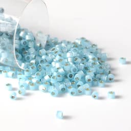 2000pcs 11/0 Japan Miyuki Delica Seed Beads Opal Colors Glass Seed Bead for Hand Embroidery Diy 1.6x1.3mm Modern Style