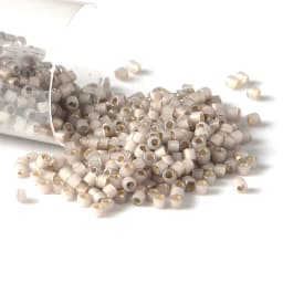 2000pcs 11/0 Japan Miyuki Delica Seed Beads Opal Colors Glass Seed Bead for Hand Embroidery Diy 1.6x1.3mm Modern Style