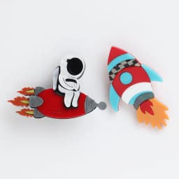 FishSheep Big Acrylic Rocket Spaceman Spacecraft Brooches New Handmade Space Astronaut Brooch and Pins Collections Jewelry Gift