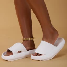 Summer Thick Platform Cloud Slippers Women Non Slip Shower Flip Flops Bathroom Super Soft Comfy Home Pillow Slides Sandals Woman