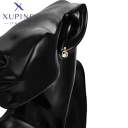 Xuping Jewelry New Arrival Crystals Earrings for Women Christmas Gift A00426806
