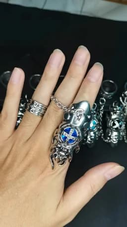 Fashion Japan Anime Hitman Reborn Joint Ring Gemstone Revolving Rings Cosplay Props Figure Toys Punk Gothic Fans Party Gifts
