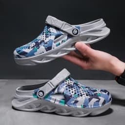 Flat Sandals Men Shoes EVA Slippers Garden Platform Sandals Man Summer Sandals New Male Sneakers Outdoor Flip Flops Home Clogs