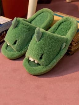 Men's Home Cotton Slippers Are Soft, Comfortable and Warm Indoor Fun Cartoon One Word Cotton Slippers