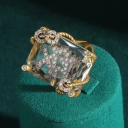 Vintage Luxury 18K Gold-Plated Natural Crystal Claw-Set Decorative Ring for Women - Fashionable Personal Gift