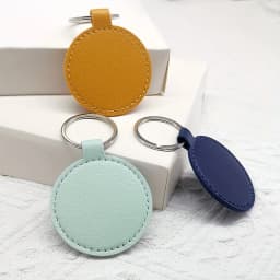 10Pcs Keychain DIY Craft Kit Round Keychains For Women PU Leather Blanks Key Rings Ideal For Holiday Gifts And Party Favors