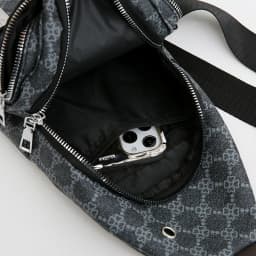 Men's Multifunction Messenger Bag Shoulder Cloth Chest Bags Crossbody Casual Handbag with Earphone Hole