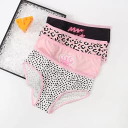 New 4PCS Children's Panties Alphabet Printed Breathable Triangle Panties Girls Student Panties Teenage Teenage Panties Trousers