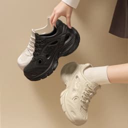 Thick-soled hole shoes women's 2025 new summer super thick outer wear non-slip and deodorant beach bag head cool slippers women