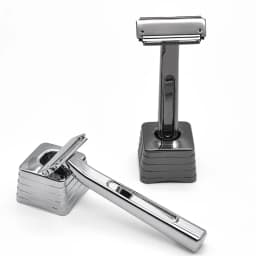 Twin Blade Safety Razor Old-Fashioned Metal Half Guard Blade Design for Men's Body Shaving Safety Razor Includes Matching Stand