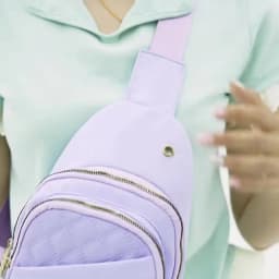 Leisure Quilted Crossbody Bag for Women Chest Bag with Earphone Hole Outdoor Hiking Sling Bag Suitable for Daily Use, Travel