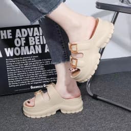 2025 Versatile Platform Flip Flops - Thick Sole Sandals with Cloud Comfort, Durable Outdoor Slides for Beach/Street Wear