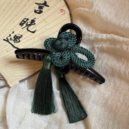 New Chinese Style Ancient Style Hand Woven Tassel Acrylic Clip Elegant Dignified Cheongsam Hanfu Braided Updo Hair Accessories