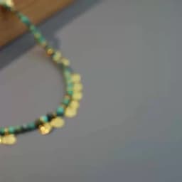 Vintage green African turquoise collarbone chain with niche design, high-end round piece women's necklace