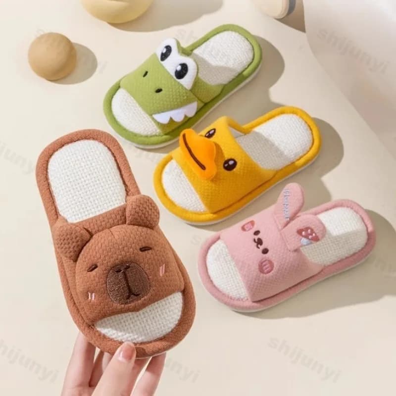 Capybara Closed Toe Slippers Children's 2026 Fashion Linen Floor Shoes Indoor Breathable Home Sandals Anti-slip Cartoon Slipper