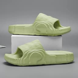 Man Fashion Sandals Solid Beach Slippers Summer Non Slip Sandals Soft Unisex Slides Women Luxury Outdoor Ultralight Shoes