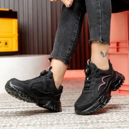 New Rotary Buckle Styles Women Safety Boots With Steel Toe Cap Anti-smash Work Sneakers Safety Shoes IndestructibleWork Boots