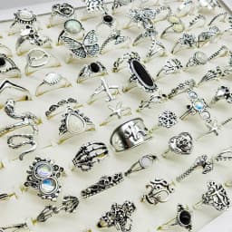 50pcs/Lot Mix Style Vintage Alloy Finger Rings for Women Black Enamel Skull Butterfly Elephant Fake Opal Jewelry Flower Gifts