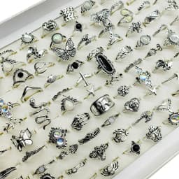50pcs/Lot Mix Style Vintage Alloy Finger Rings for Women Black Enamel Skull Butterfly Elephant Fake Opal Jewelry Flower Gifts