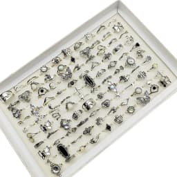50pcs/Lot Mix Style Vintage Alloy Finger Rings for Women Black Enamel Skull Butterfly Elephant Fake Opal Jewelry Flower Gifts