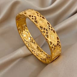 Greatera Retro Plated Gold Women's Cuff Bracelet Classic Geometry Hollow Stainless Steel Charm Colorfast Bangle European America