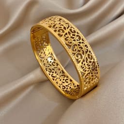 Greatera Retro Plated Gold Women's Cuff Bracelet Classic Geometry Hollow Stainless Steel Charm Colorfast Bangle European America
