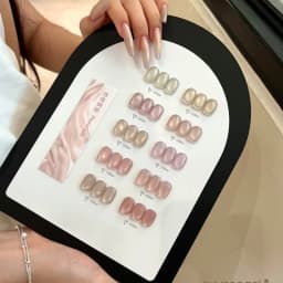 10 Color Bead Color Pearl Silk Satin Cat Eye Glue Nail Shop New Popular Transparent Naked Color Glass Bead Cat Eye White Enamel