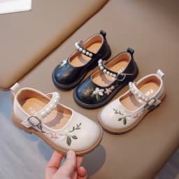Girls Leather Shoes Embroidery Flowers Princess Sweet Kids National Style Flats Children's Flat Mary Janes Soft Dress Shoes Soft