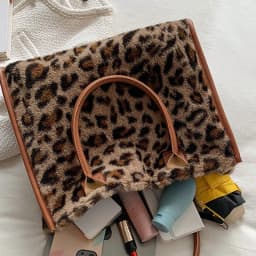 Women Soft Plush Hand Bag New Winter Leopard Cow Print Tote Bags Female Pu Leather Underarm Bags Furry Fluffy Shoulder Bag