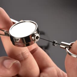 Resilience Kevlar Rope Elastic Keychains Metal Keyring Sporty Retractable Alarm Keychain Anti-lost Telescopic Keys Trinket H62