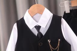 2024 new boy's solid color children's gentleman suit wear baby chain vest Tie Shirt three piece formal evening fashion dres