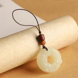 Natural Carving Jade Safety Buckle Bite Money Pixiu Keychain Wealth Transfer Handcrafted Retro Carved Bodhi Sandalwood Pendant