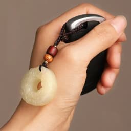 Natural Carving Jade Safety Buckle Bite Money Pixiu Keychain Wealth Transfer Handcrafted Retro Carved Bodhi Sandalwood Pendant
