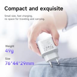 HOCO Dual Port PD30W Quick Charging Phone Charger EU Plug For iPhone 17 16 15 QC3.0 PD Wall Travel Adapter For Samsung S21 S22