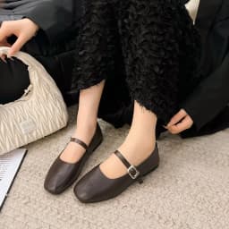 New style of retro soft leather Mary Jane women's shoes elegant French style small buckle flat sole fashionable single shoes2025