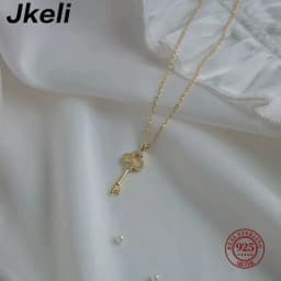 Jkeli S925 Sterling Silver Shiny Zircon Cute Key Pendant Necklace for Women Fashion Simple Daily Wear Choker Jewelry Accessories