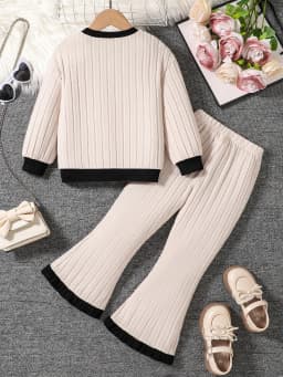 2-Piece Spring and Autumn Fashion Set for Girls Aged 4-8, Featuring a Round-Neck Knitted Top and Loose Knitted Pants, Suitable as Eid, Easter, Carnival, Spring Festival, or Holiday Gifts