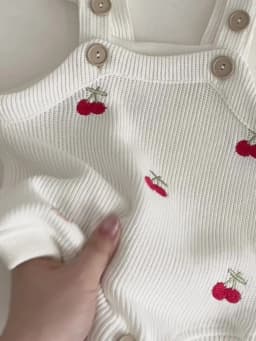 Autumn New Baby Girls Clothing Cherry Embroidered Little Sleeveless Triangle Crawler Romper Bodysuit Cute Clothes