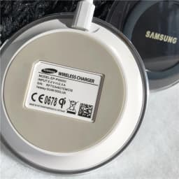 EP-PG920I Samsung 5V2A Wireless Charger Qi Charge Pad For Galaxy S25 S24 S23 Ultra S21 FE Note20 S7 S6 Edge Z Fold Flip 7 6 5 4