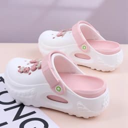 Women's Cute 2025 New Summer Outer Wear Lightweight Non-Slip Thick-Soled Toe-Cap Slippers Fashionable Beach Sandals