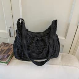 Women Checkered Sling Bag Nylon Pleated Cloud Shoulder Bag Large Capacity Stylish Plaid Tote Bag Shopping Date Handbag