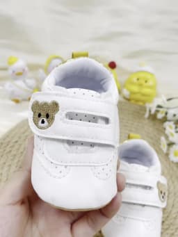 Boys and Girls Panda Sports Shoes in Spring and Autumn Seasons Children's Fashion Sports Tablet Baby Shoes from 0 to 18 Months